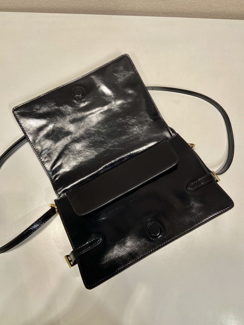 Pra*a hobo bags
